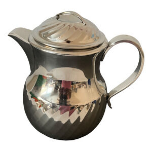 Yamazaki 18/8 Stainless Water Pitcher 6-7" Tall 3-4.5" in‎ Diameter